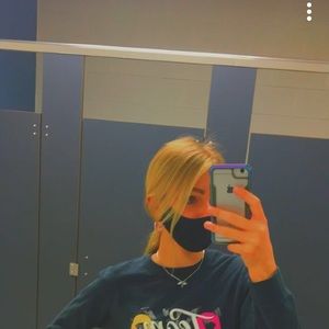 Meet your Posher, Makayla